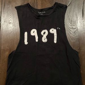 Taylor swift 1989 black muscle tee